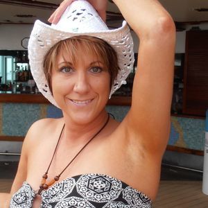 Meet your Posher, Sandra